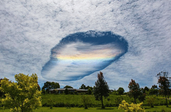 ¿Qué es el extraño agujero que se formó en el cielo de Australia?