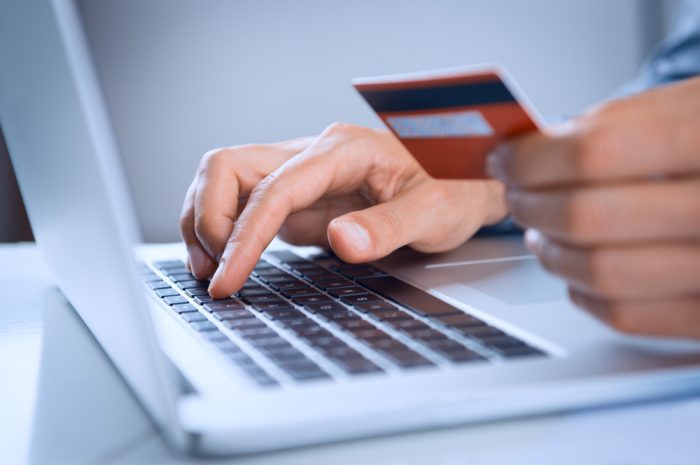 Usuarios prefieren publicar sus reclamos a terceros y no a la empresa