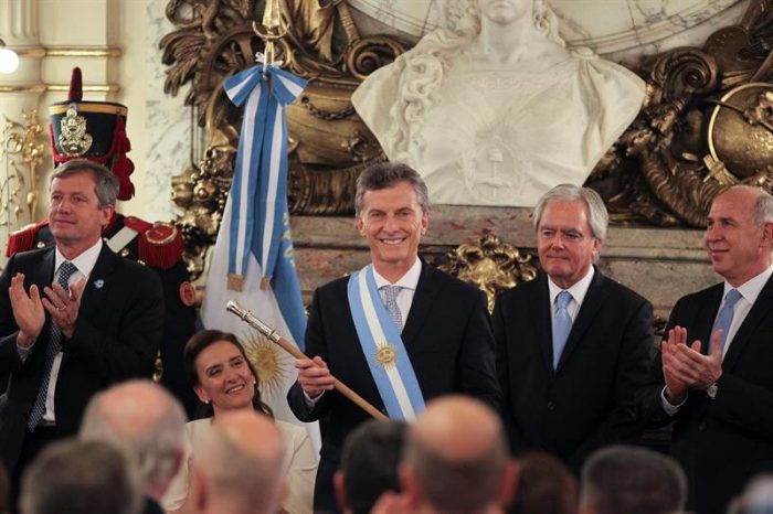 5 grandes problemas económicos que deberá enfrentar Macri, el nuevo presidente de Argentina