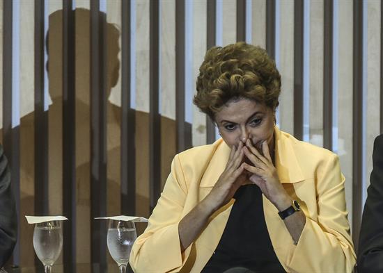 Apoyo a Rousseff pasa del 10% al 12 %, según una nueva encuesta