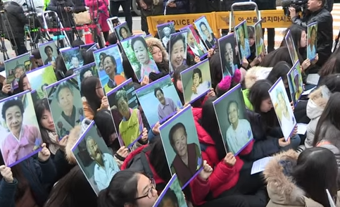 [Video] “Mujeres de confort” coreanas rechazan acuerdo con Japón