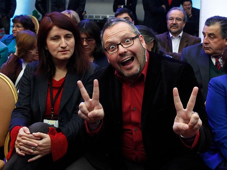 El País de España hace eco del misilazo de Dávalos a La Moneda