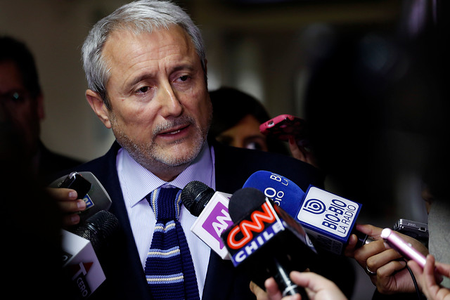 Aldo Valle: «Hay quienes quieren que sigan habiendo solo becas»