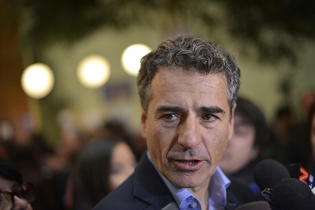Velasco se lanza con todo contra gratuidad y dice que nunca una política pública se trató con “tanta liviandad, ligereza y chapucería”