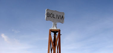 Bolivia investiga denuncia de remoción de hito en frontera con Chile