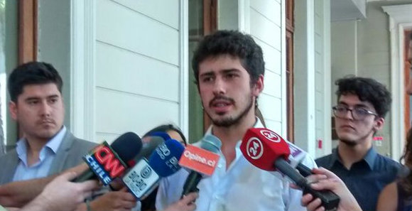 Presidente FEUC: «No vamos a tolerar más parches la reforma la tomaremos en nuestras manos»