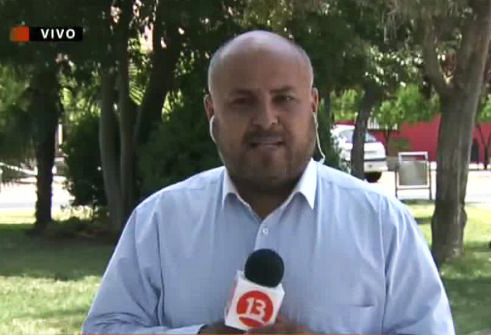 [Video] Periodista de Canal 13 esquiva ataque mientras despachaba en vivo