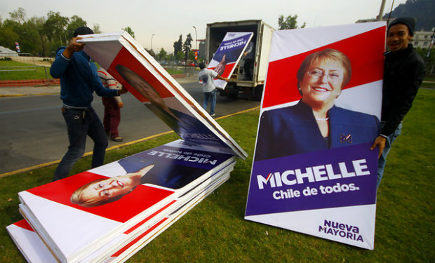 Martelli reflota el peor fantasma de La Moneda: la precampaña de Bachelet