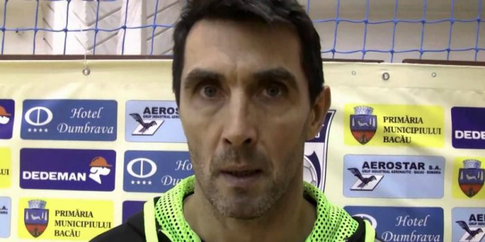 Selección chilena de balonmano juega amistoso con equipo español con miras a JJ.OO. de Río de Janeiro