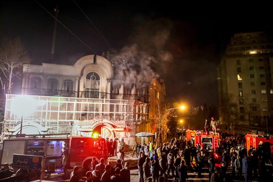 Presidente iraní califica de injustificable el ataque a la embajada saudí en Teherán