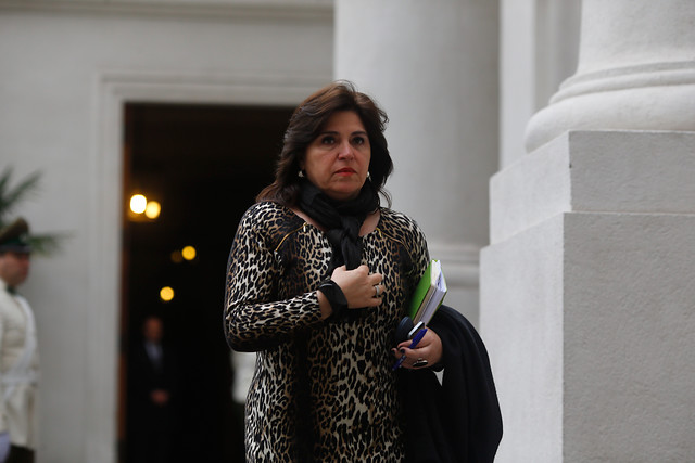 Caval: Compagnon reconoce pagos a Ana Lya Uriarte e instala la crisis en el gabinete presidencial