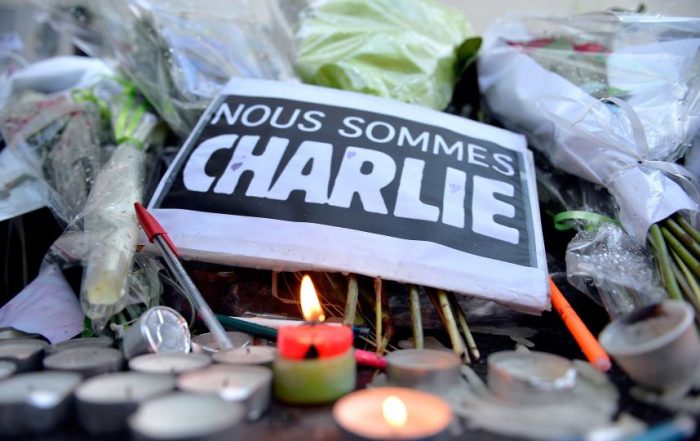 Francia: tiroteo en comisaria en Paris a un año del atentado a Charlie Hebdo
