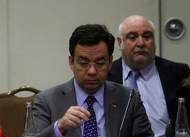 Colusión: Ministro de Economía culpa al sistema dificultad para que consumidores puedan ser compensados