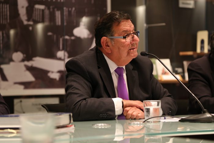Senador Quinteros por cambio de gabinete: “La actividad política no se improvisa”