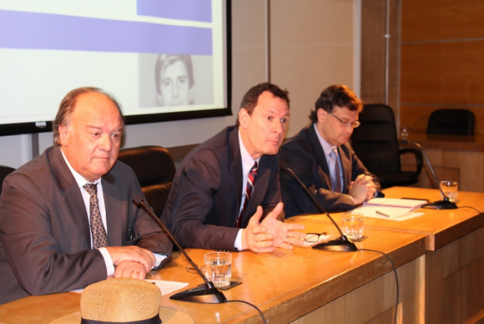 Grupo de Política Monetaria de la Universidad de Chile recomendó al Banco Central mantener TPM en 3,5%