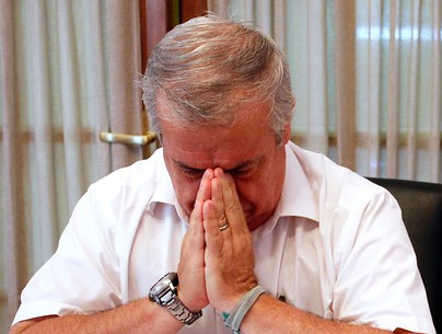Defensa de Jaime Mañalich a su hermano beneficiado con gratuidad provoca trolleo masivo en su contra
