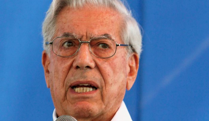 Vargas Llosa: «El periodismo ha perdido seriedad y la influencia que tenía»
