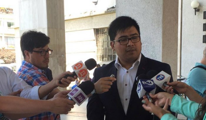 Pareja gay discriminada por la Superintendencia interpone recurso de apelación en su contra