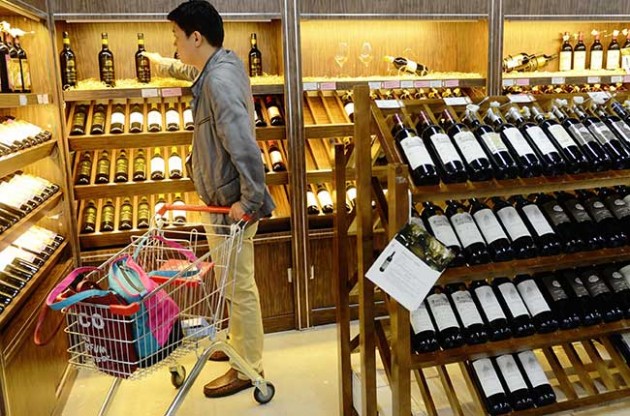 Chilenos brindan por la nueva sed de vino china