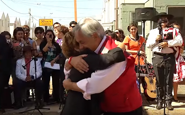 [Video] Polémica por video sobre 27-F y reconstrucción que Piñera subió a su cuenta de Twitter
