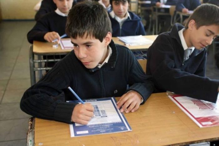 Informe OCDE: Chile en el top ten de los países con más desigualdad educativa