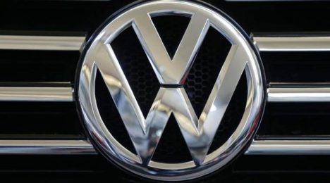 Volkswagen llama a retirar 2,16 millones de autos por riesgo de pérdida total de la dirección