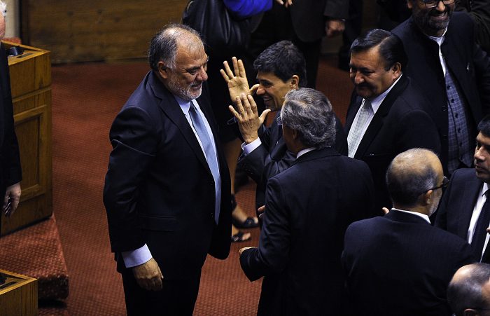 Andrade junto al ministro vocero de gobierno, Marcelo Díaz, el diputado DC Mario Venegas y el ministro de Hacienda Rodrigo Valdés.
