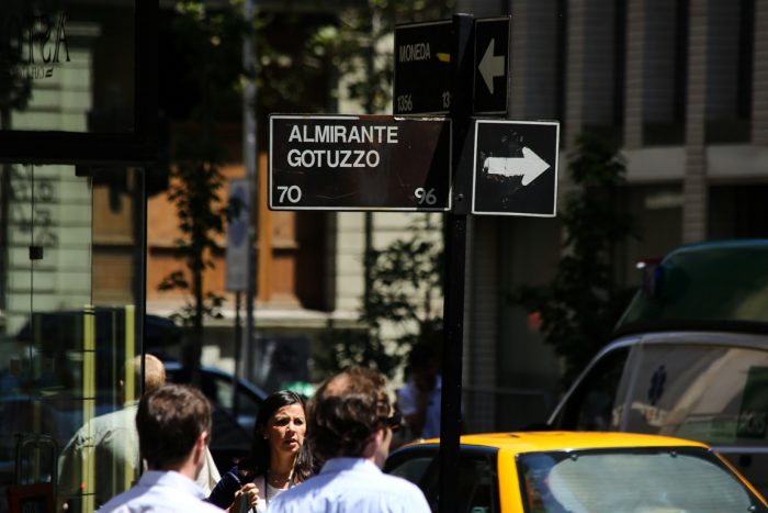 Aprueban cambio de nombre de calle Almirante Gotuzzo