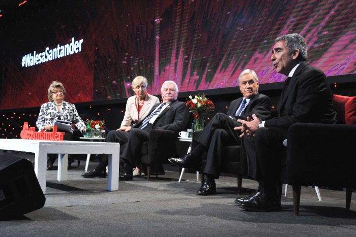 Galería: El premio Nobel Lech Walesa, Sebastián Piñera y Carlos Peña animaron un nuevo Seminario de Políticas Públicas de Banco Santander