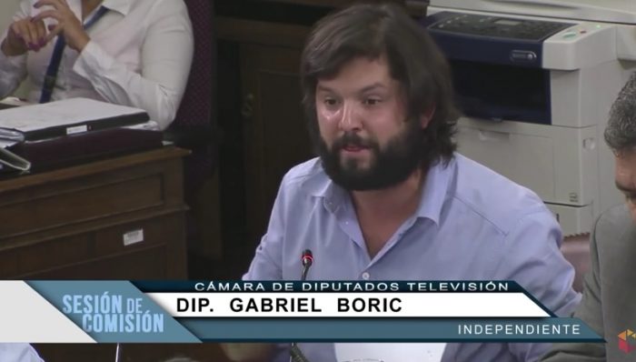 [VIDEO] Gabriel Boric se enfrenta a la ministra Blanco: «están demasiado acostumbrados a la política binominal, solo discuten con la derecha, solo discuten entre ustedes, entre amigos».