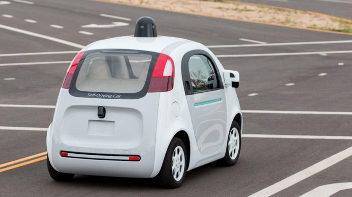 Google asegura que los autos autónomos reducirían el gasto en caminos y transporte