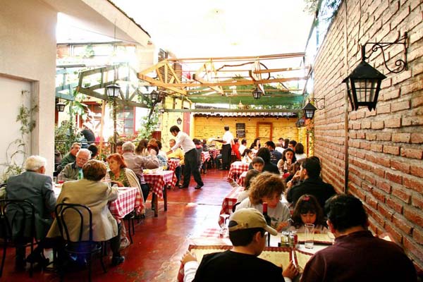 Placeres capitales: “Don Peyo”, un pésimo día para la cocina chilena