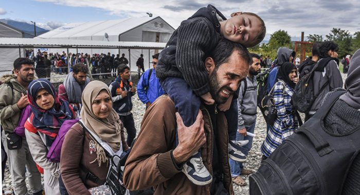 Bruselas presentará documento que avala el derecho a pedir asilo en Europa