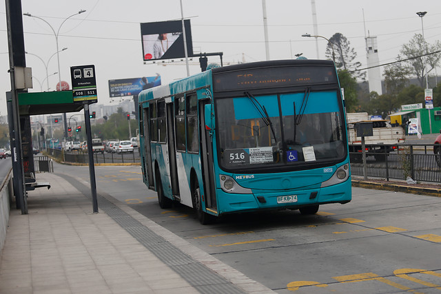 Histórico aumento de conductoras de buses de transporte público en Santiago