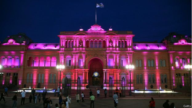 La financiera "La Rosadita" queda a pocas cuadras de la Casa Rosada, la sede del gobierno argentino.