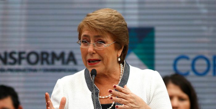 Bachelet reacciona a cohecho en política y blinda a su entorno: «No hay nadie cercano a mí que haya recibido sobornos»