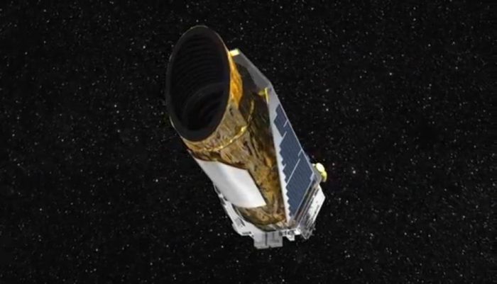Telescopio Kepler de la NASA presenta problemas a miles de kilómetros de la Tierra