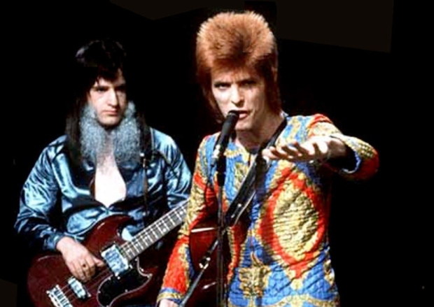[VIDEO] Un día como hoy, pero hace 44 años, se lanzó «Starman» de David Bowie