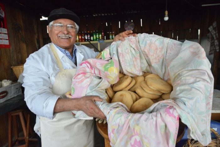 Desde Arica a Puerto Natales se desarrollan eventos gratuitos para celebrar el Día de la cocina chilena