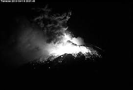 Video: Explosiones del volcán Popocatépetl en México