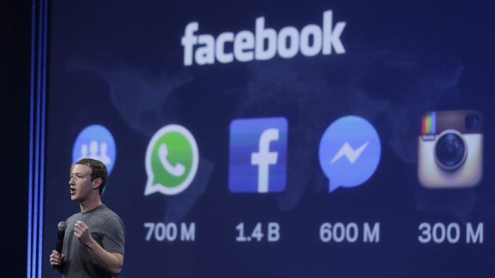 Facebook elude la caída de las tecnológicas invadiendo el mundo