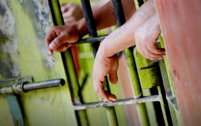 Corte de Apelaciones acogió recurso de amparo por hacinamiento de reos e insalubridad al interior de la cárcel de Arica