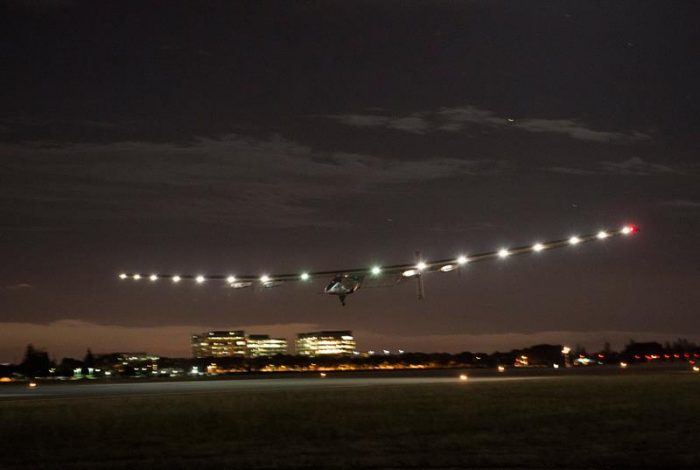 Avión solar «Impulse» completa otra etapa desde San Francisco hasta Arizona