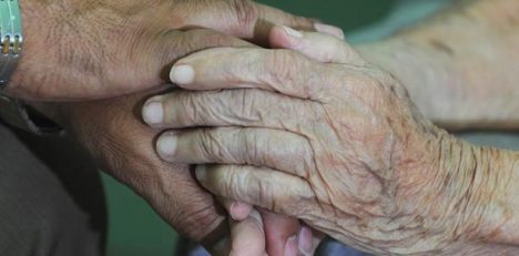 Hogares de ancianos en Chile: qué permisos necesitan y qué requisitos deben cumplir para funcionar
