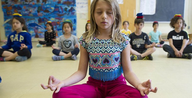El positivo impacto de la meditación en el rendimiento de los escolares