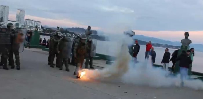 [VIDEO] Los enfrentamientos de uniformados con los pescadores de Puerto Montt