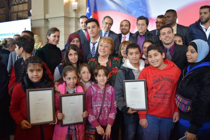 En el marco del Día Mundial del Refugiado se otorgó la nacionalidad chilena a 45 niños palestinos
