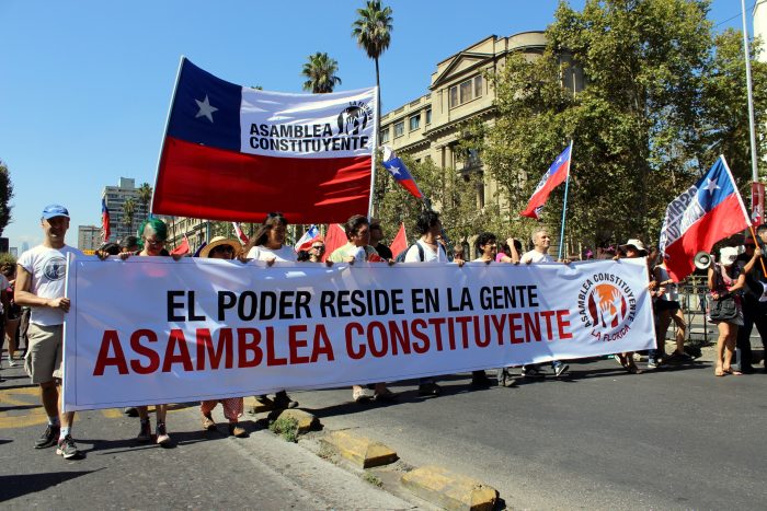 Colectivo «Acción12Puntos» defiende la AC: «En el Chile de hoy el pueblo no es exclusivo y auténtico soberano»