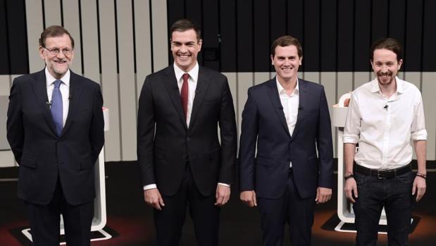 Candidatos presidenciales de España se miden en un debate para captar indecisos