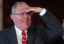 Kuczynski lidera escrutinio con 50,59% de los votos